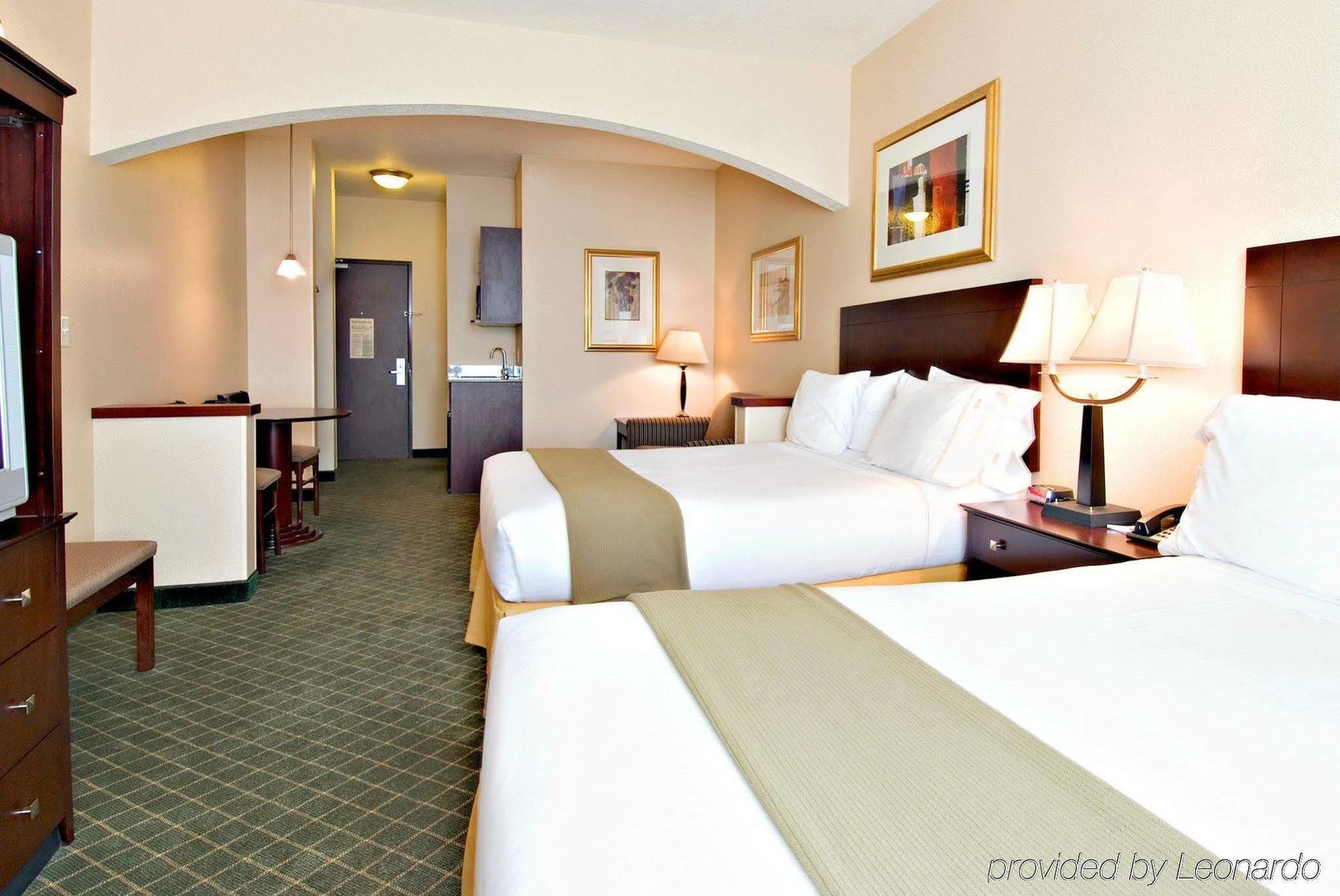 Holiday Inn Express Hotel & Suites Medford-Central Point By Ihg Dış mekan fotoğraf